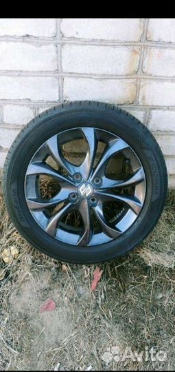 Yokohama BluEarth-A 165/60 R15 и 165/60 R15