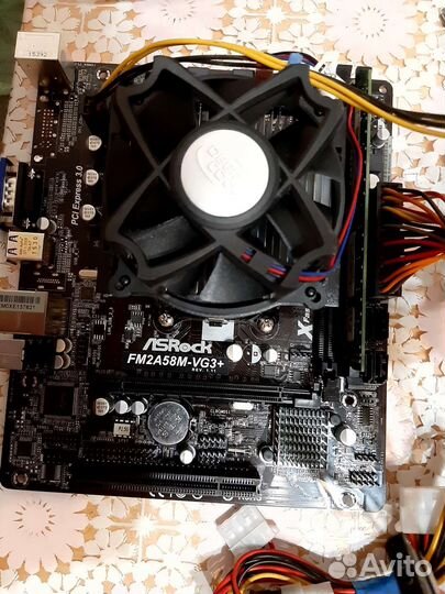 31 Материнских плат с процессором и ddr3