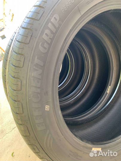 Goodyear EfficientGrip Performance 215/55 R17 94V