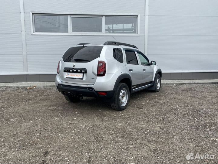 Renault Duster 2.0 AT, 2017, 160 000 км