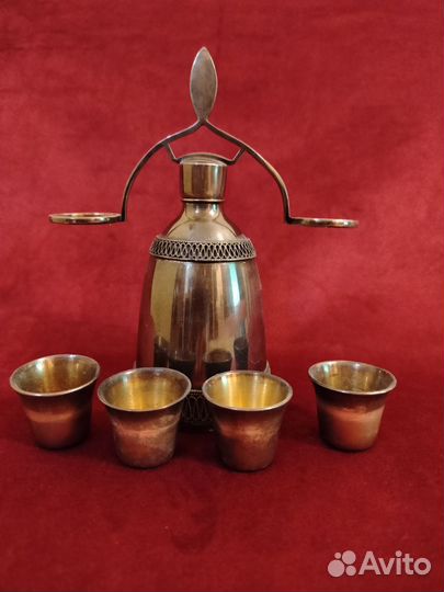 Мельхиоровый коньячный набор на 4 персоны