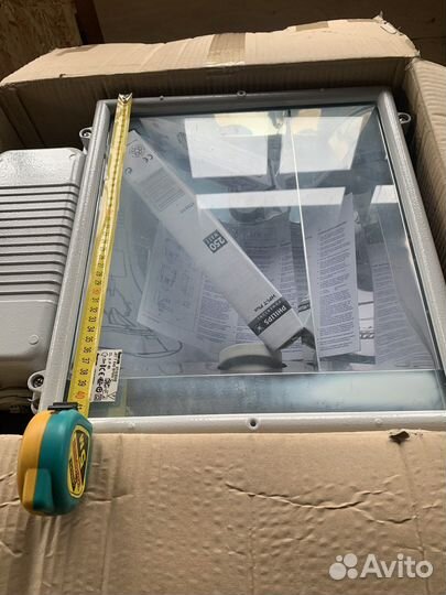 Металлогалогенныц уличный прожектор