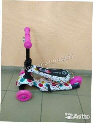 Самокат с сиденьем розовый принт