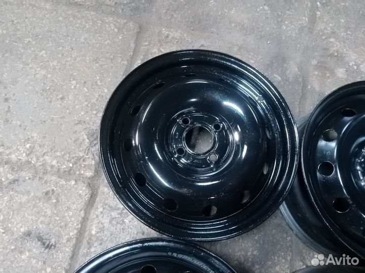 Диски на LADA largus R15 Ларгус