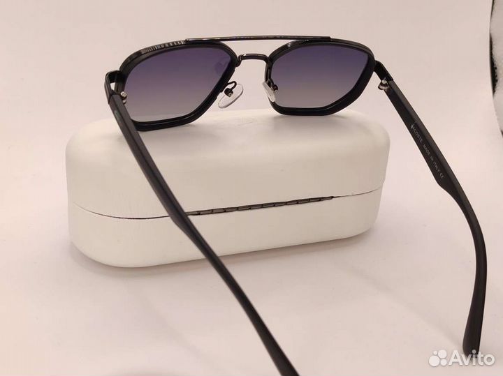 Солнцезащитные очки lacoste