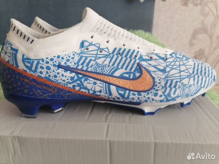 Футбольные бутсы Nike 45