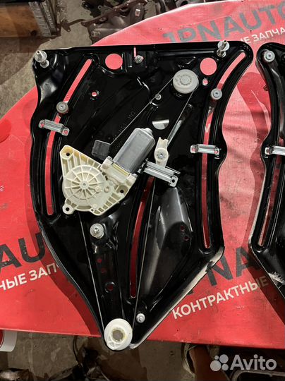 Стеклоподьемник задний Mercedes C207 W207 купе