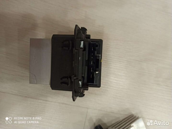 Резистор отопителя Приора, Гранта, Калина