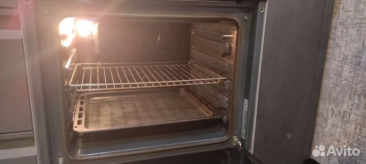 Духовой шкаф