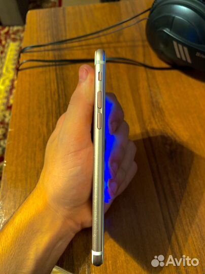 iPhone 6S, 64 ГБ