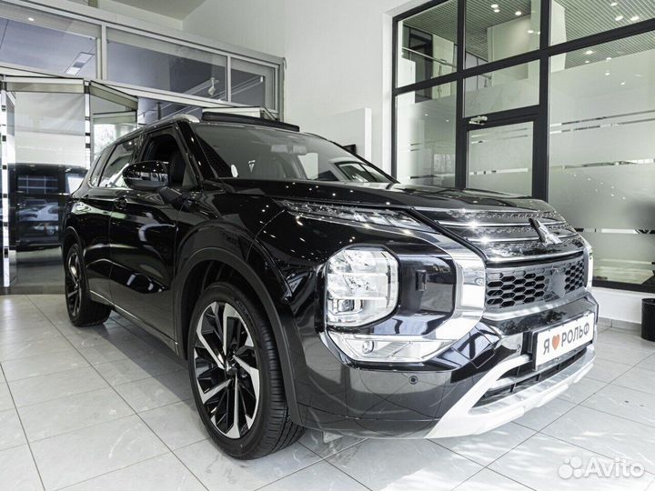 Mitsubishi Outlander 2.5 CVT, 2023