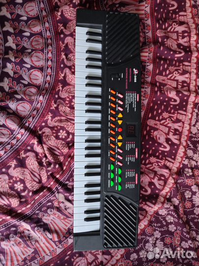 Синтезатор