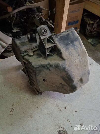 Корпус воздушного фильтра Audi A4 B5 ауди а4 б5