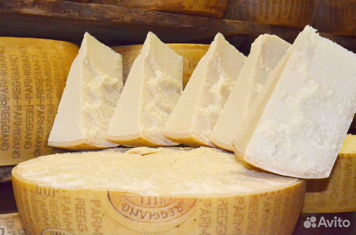 Сыр Parmiggiano Reggiano Пармезан 40 месяцев