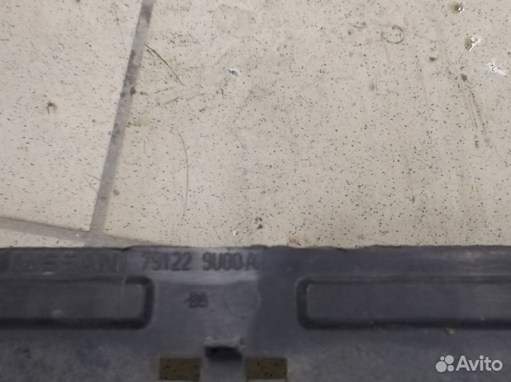 Кронштейн заднего бампера Nissan Note E11