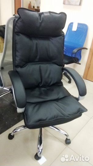 Кресло руководителя yappi (япи)