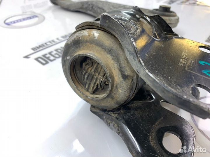 Рычаг передний левый нижний Volvo S60 S80 V60 V70