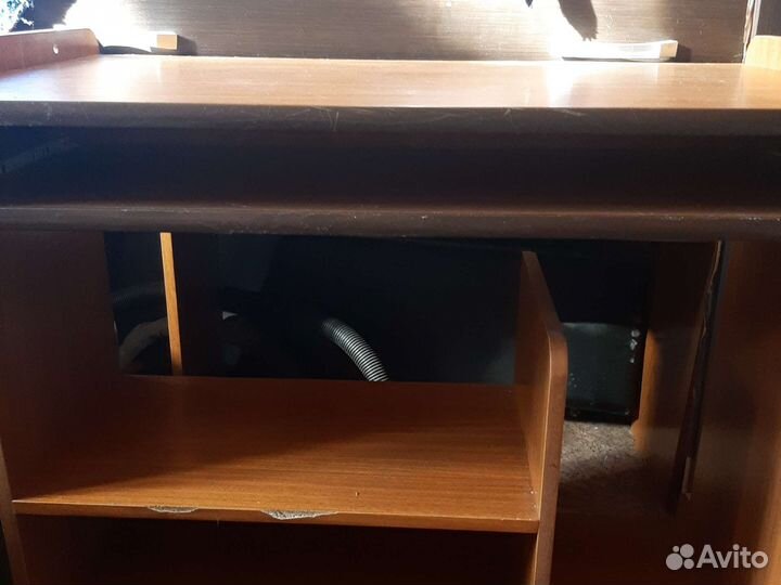 Письменный,Компьютерный столик бу
