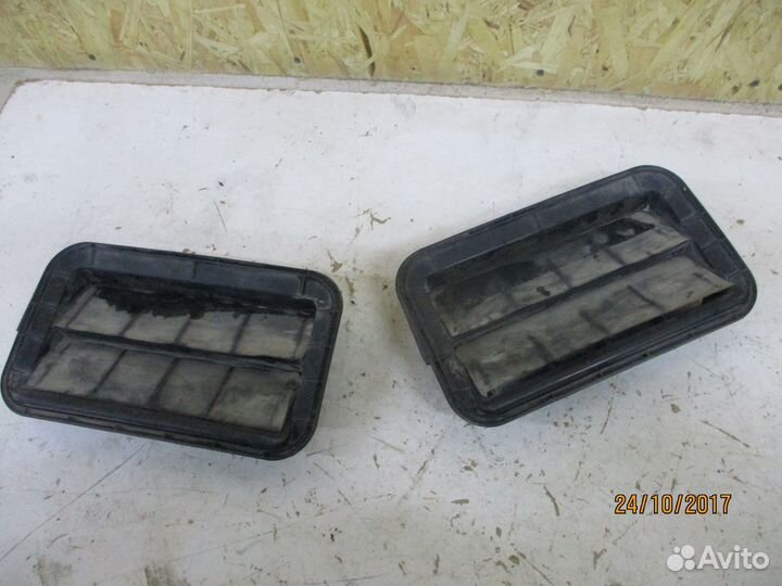 Клапан вентиляции багажника Тойота Королла 150