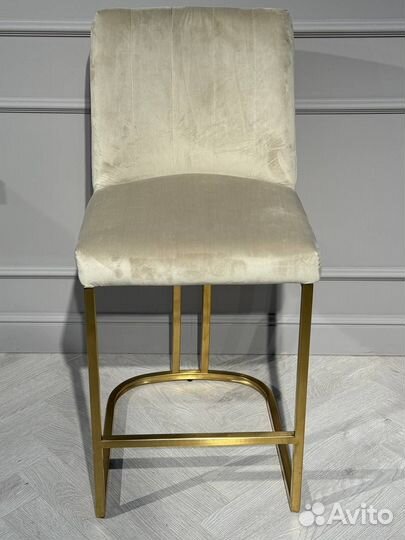 Стул Пресли