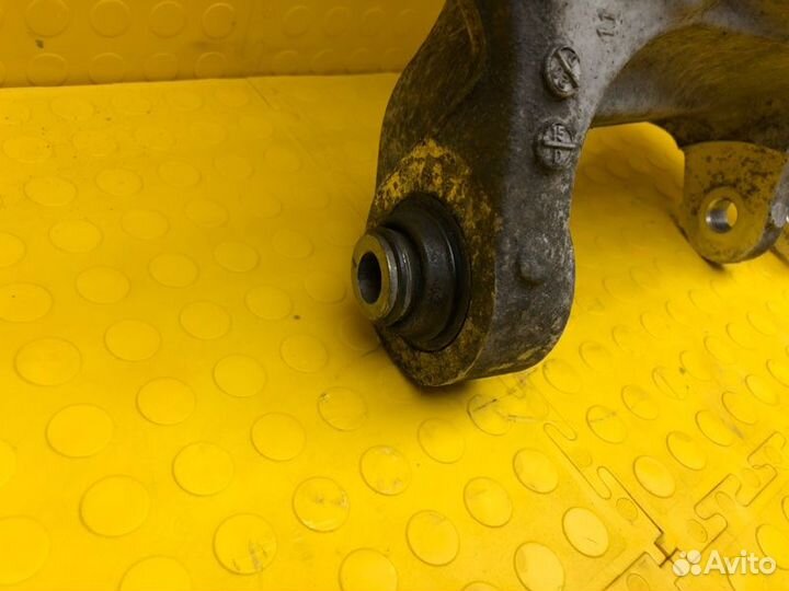 Кулак поворотный задний правый Hyundai Santa Fe TM