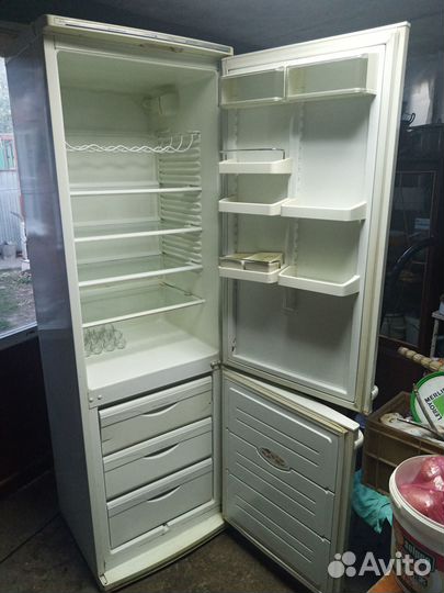 Холодильник бу Atlant