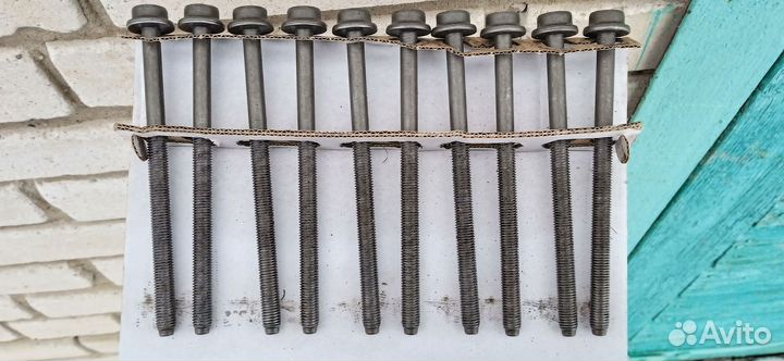 Комплект болтов гбц Audi, Seat, Skoda