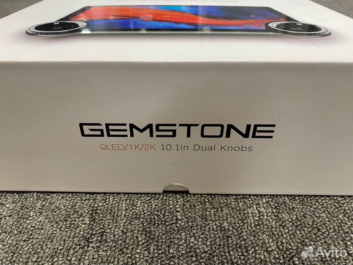 Универсальная магнитола 10