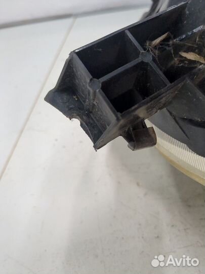 Фара (передняя) правая Toyota RAV 4