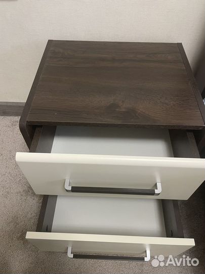 Продается спальный гарнитур