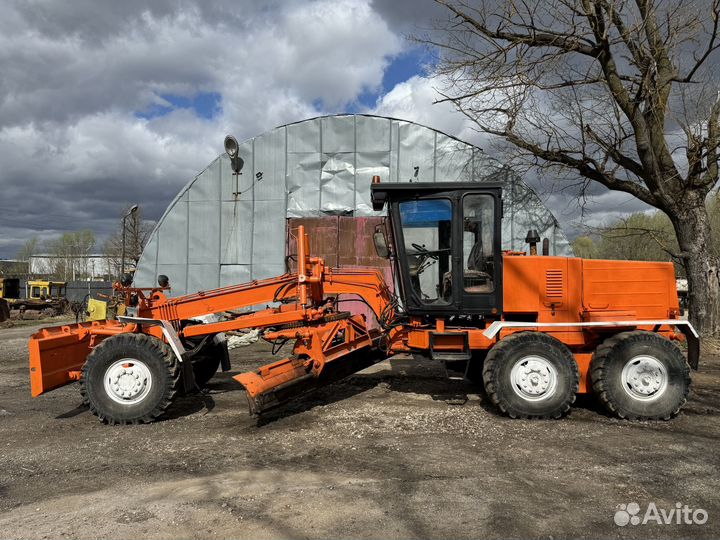 Автогрейдер Брянский арсенал ГС-14.02, 2004