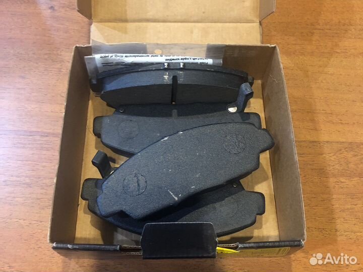 Тормозные колодки передние honda accord 5