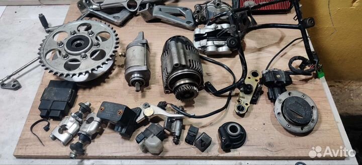 Запчасти Сузуки бандит 1200 разбор