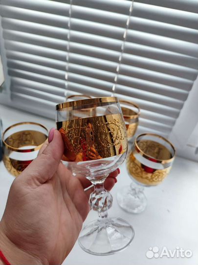 Хрустальные бокалы