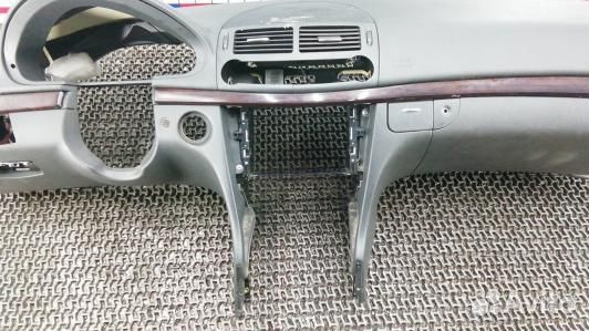 Панель приборов (торпедо) mercedes benz E-class W2