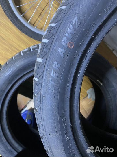 Vinmax Active V02 245/45 R18