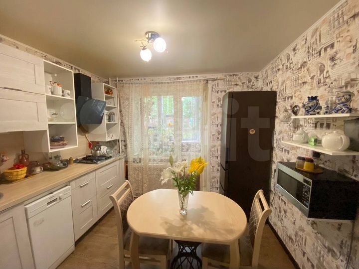 3-к. квартира, 66,3 м², 1/5 эт.