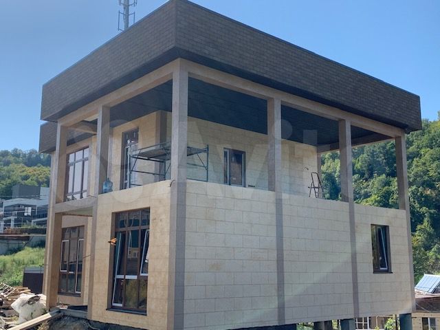 Дом 200 м² на участке 5,2 сот.