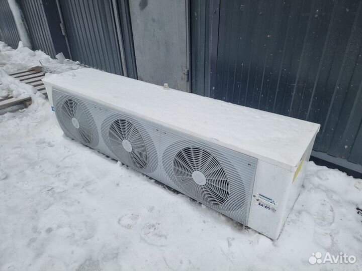 Воздухоохладитель Lu-Ve 11,8 kW