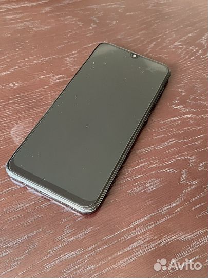 Samsung Galaxy A50, 4/64 ГБ