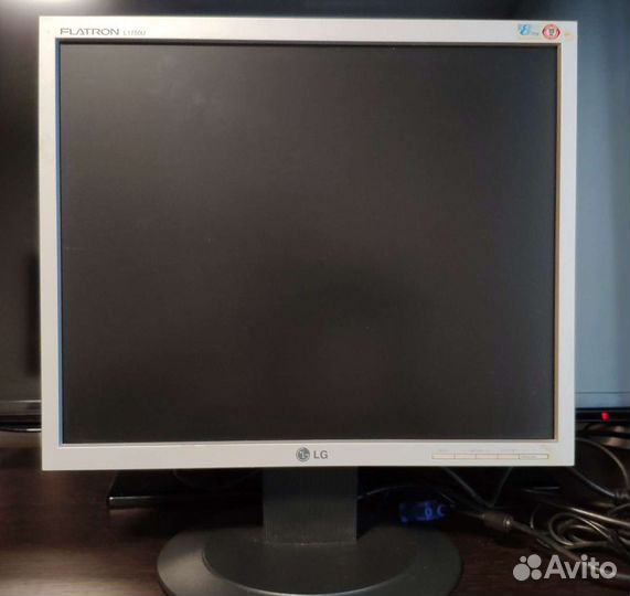 Монитор LG flatron 17
