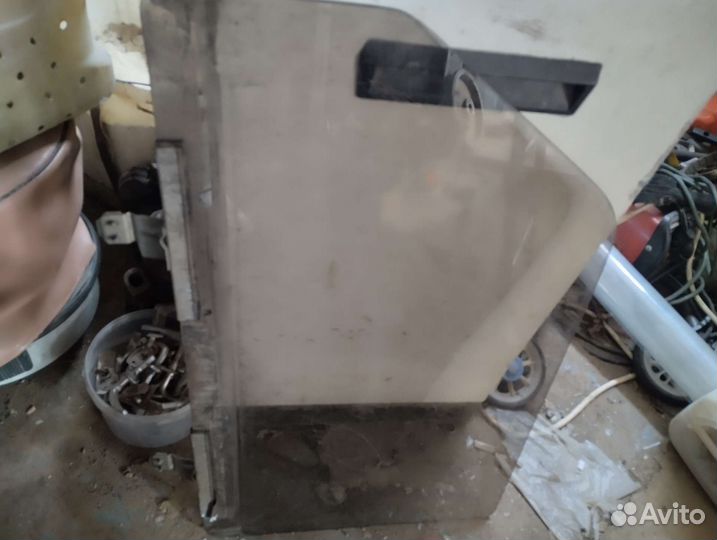 Стекла для ваз 21053