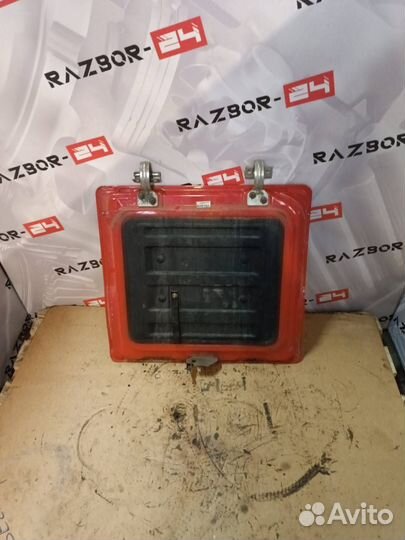 Крышка инструментального ящика MAN TGX 2008