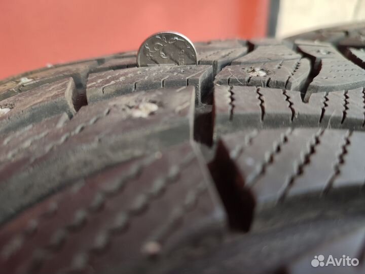 Dunlop SP Winter Ice 03 235/50 R18 101