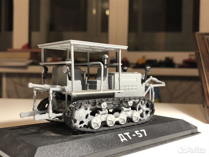 Модель трактора дт-57
