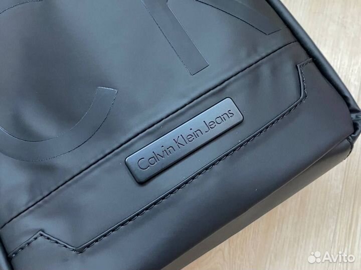 Сумка мужская Calvin Klein через плечо