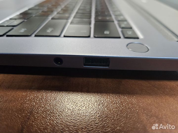 Ноутбук Huawei Matebook D14