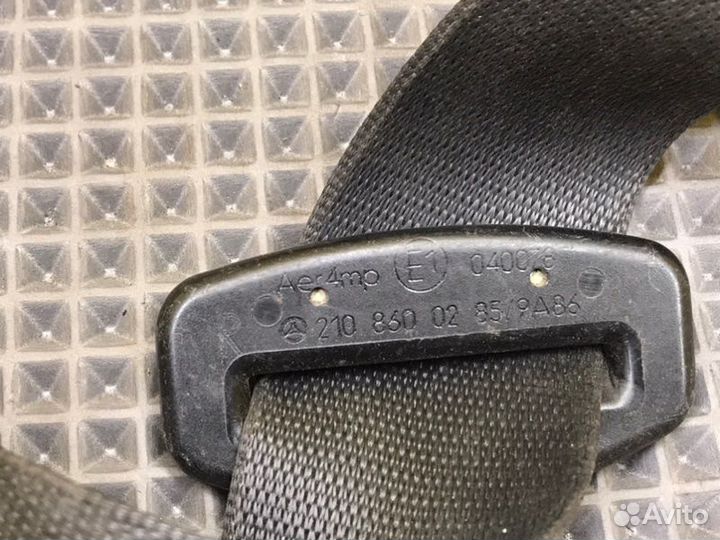 Ремень безопасности передний правый Mercedes-Benz