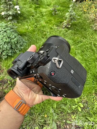 Sony A7S ii + Sony Carl Zeiss 55 1.8