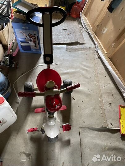 Детский трехколесный велосипед